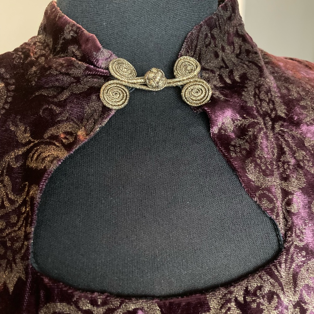 VINTAGE!! Carole Little deep purple and gold velvet sheath dress, size 4 - Picture 3 of 13